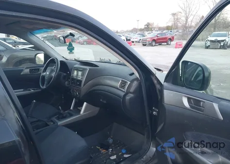 2010 Subaru Forester 2.5X из США, поврежденный, VIN JF2SH6AC4AG708422